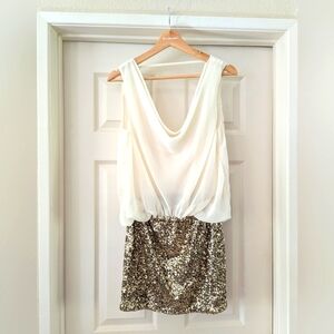 Xtaren Cream Top & Gold Sequin Skirt Size Lg Super Fun, Sexy & Flirty Open Back
